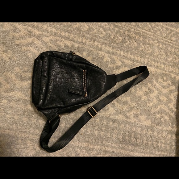 One shoulder backpack purse - Picture 4 of 4